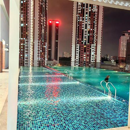 Chambers Residence Klcc By Purple Orchid Κουάλα Λουμπούρ Εξωτερικό φωτογραφία