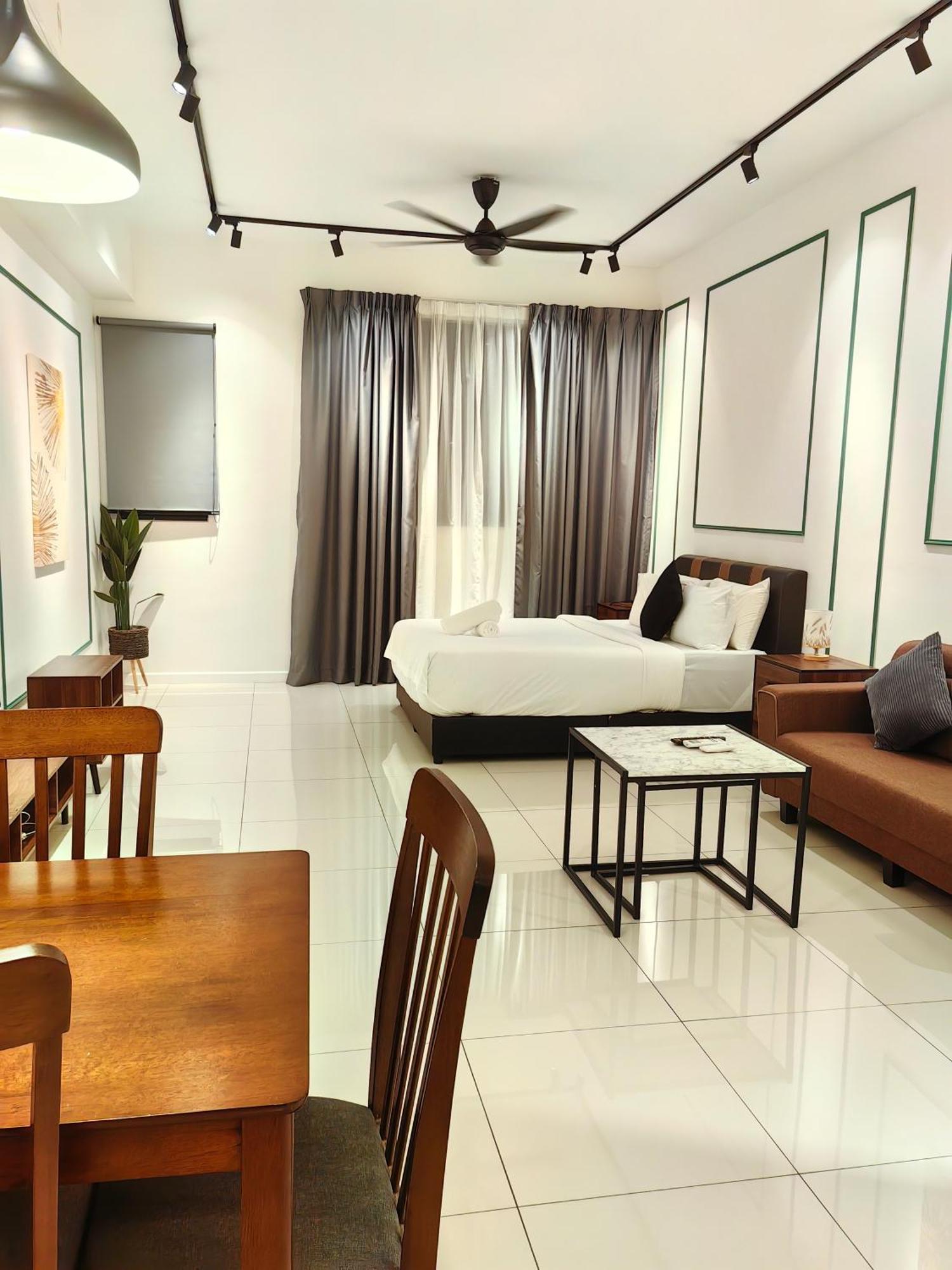 Chambers Residence Klcc By Purple Orchid Κουάλα Λουμπούρ Εξωτερικό φωτογραφία