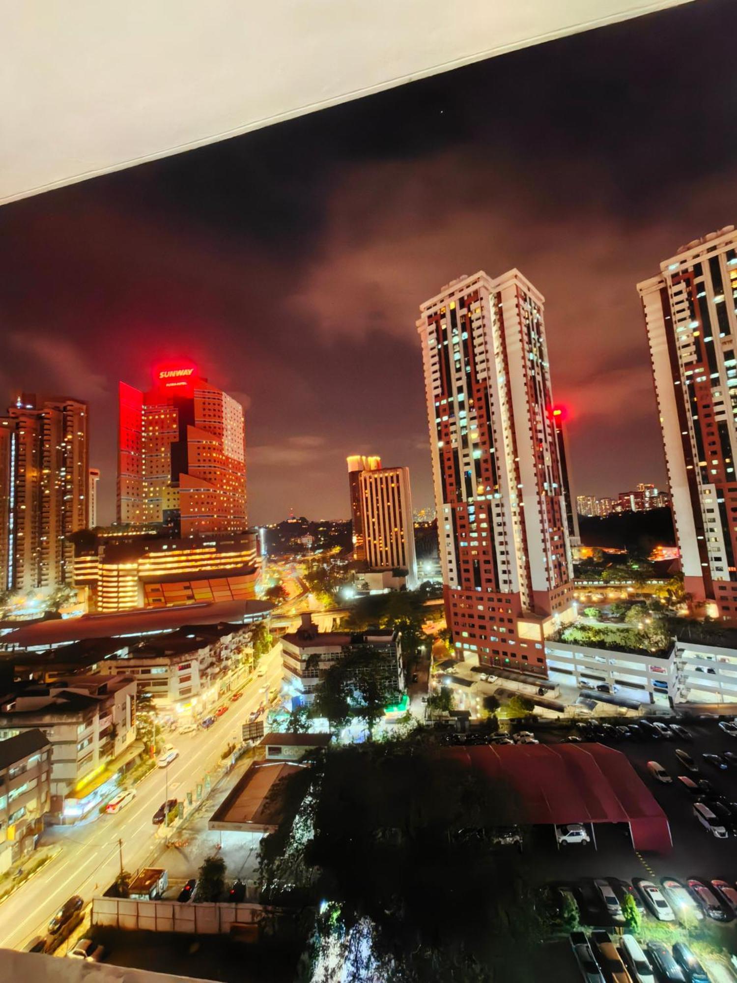 Chambers Residence Klcc By Purple Orchid Κουάλα Λουμπούρ Εξωτερικό φωτογραφία